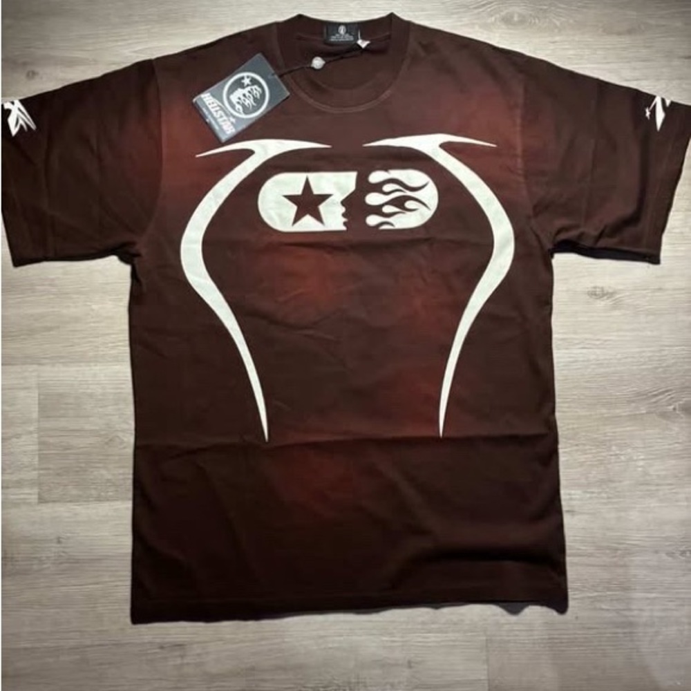 Brown Hellstar graphic tee